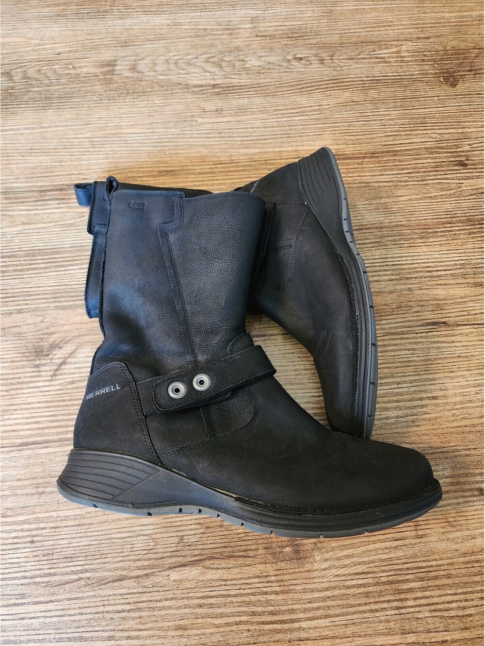 Size 8,5 Merrell Black Leather Mid-Calf Casual Boots with Strap Detail, Women's